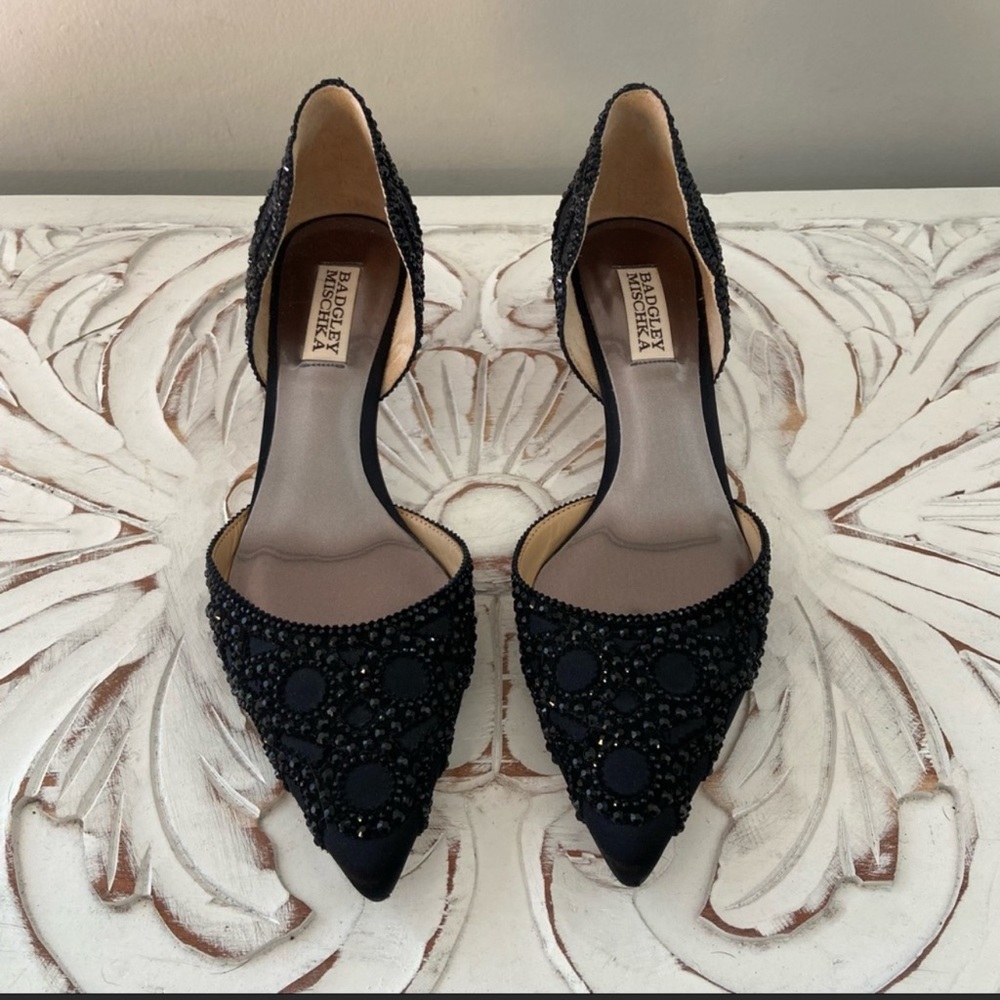 Badgley Mischka Beaded Ginny in Black Sz 8 no box
